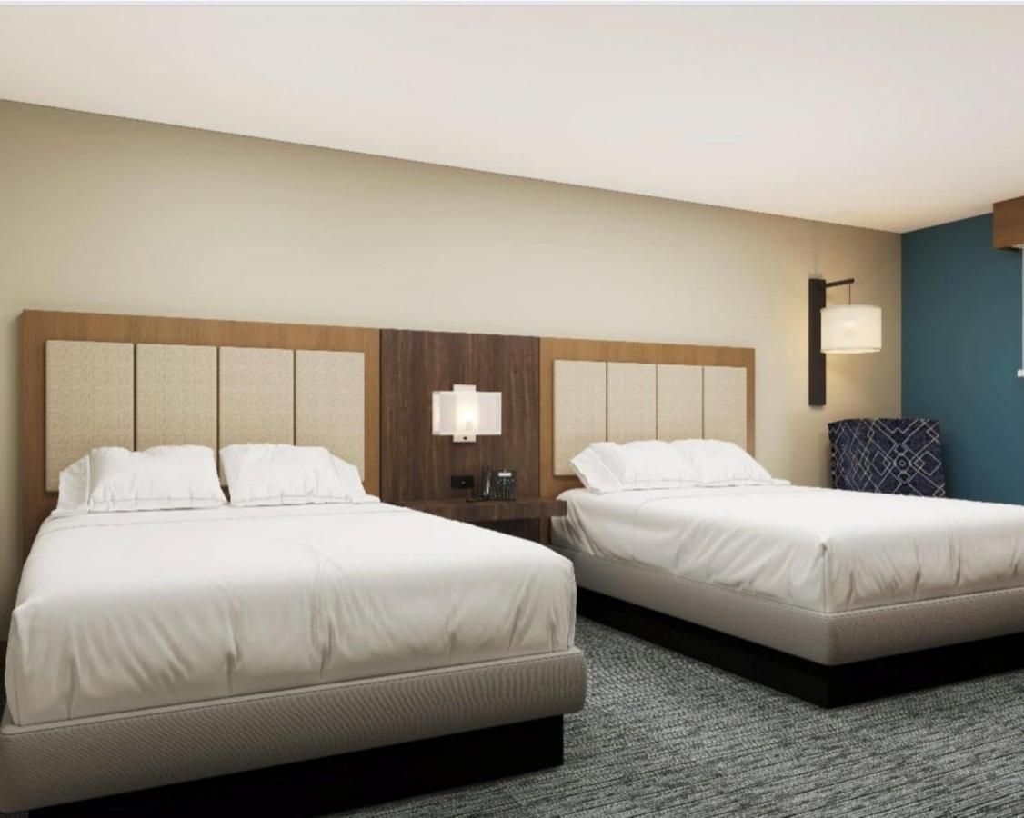 Holiday Inn Express Redding North By Ihg Exterior photo